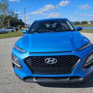 Hyundai Kona SE